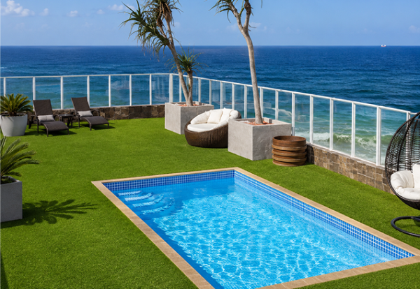 Premium Long-Pile Artificial Grass Turf 1 Premium Long Pile Artificial Grass Turf 1
