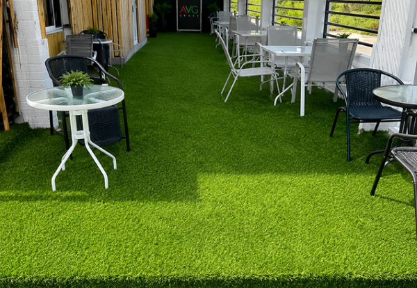 Trio Lite Premium Artificial Turf 1